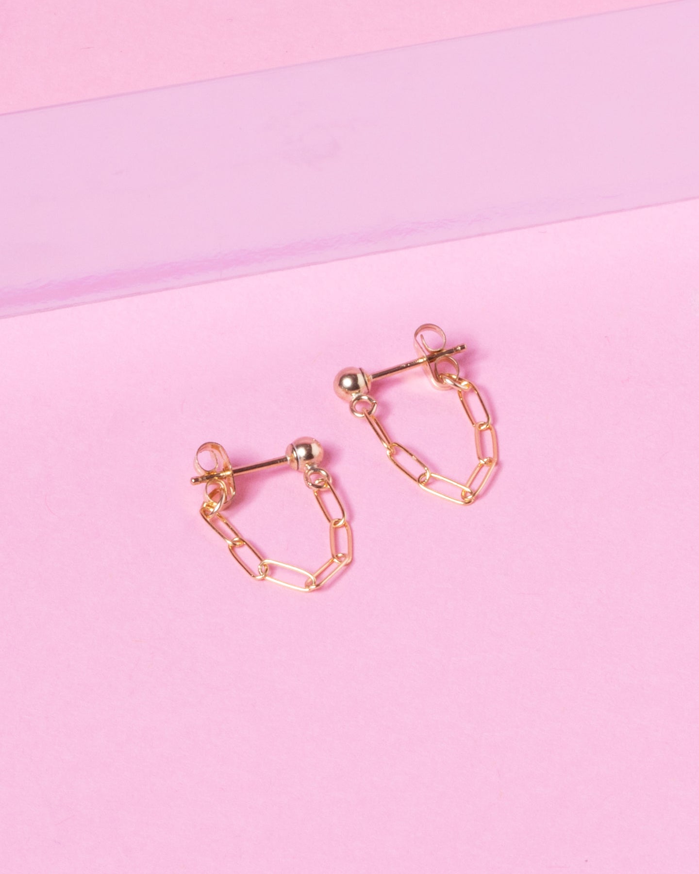 PAPERCLIP CHAIN 14K GOLD FILLED HUGGIE EARRINGS