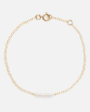 Load image into Gallery viewer, PEARL CLUSTER 14K GOLD FILLED BRACELET