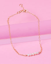 Load image into Gallery viewer, PEARL CLUSTER 14K GOLD FILLED BRACELET